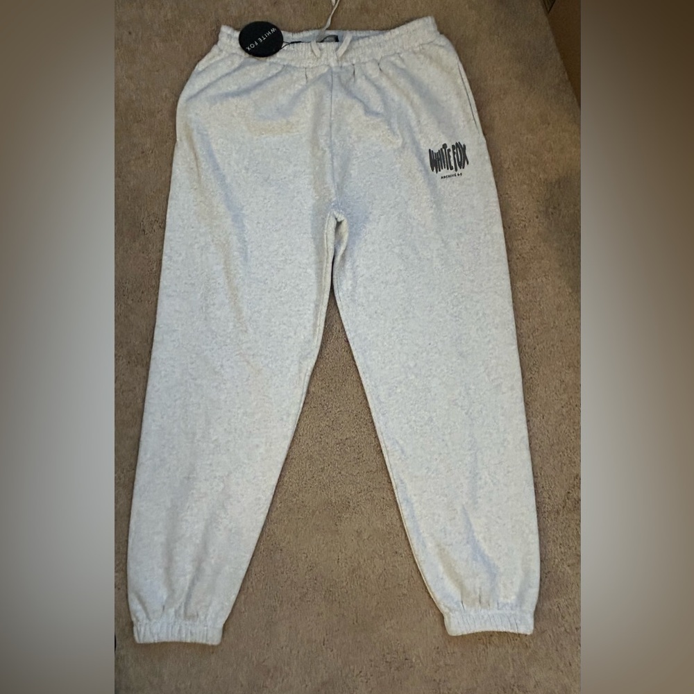 White Fox Archive 6.0 Gray Sweatpants; NWT - Size XL